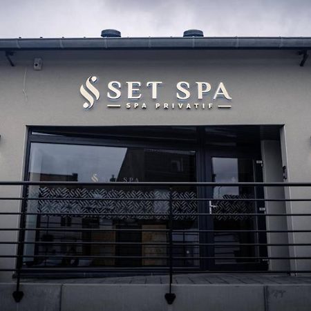 מוסקרון Set Spa מראה חיצוני תמונה