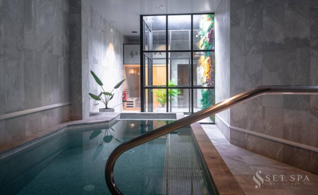 מוסקרון Set Spa מראה חיצוני תמונה